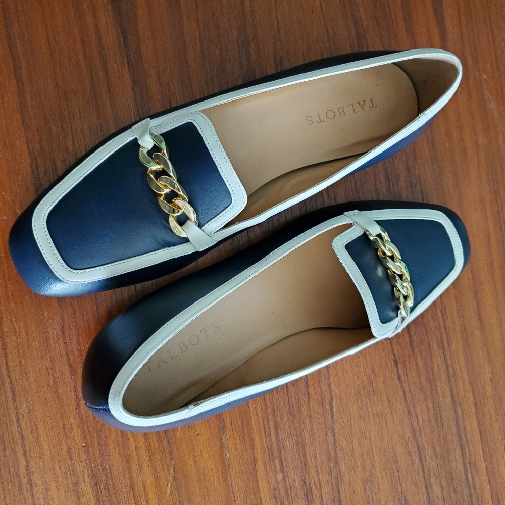 Talbots Navy chain Loafers women's 9.5 - Picture 4 of 8